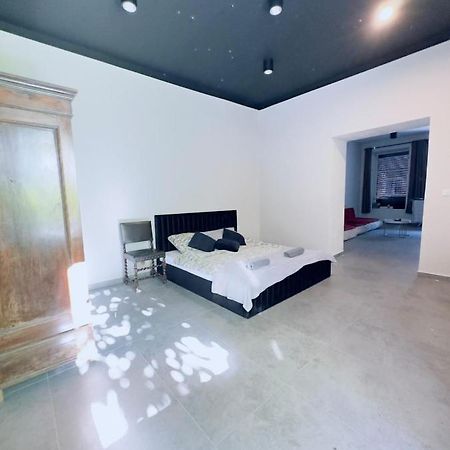 Przyjemny Lokal W Centum Miasta Apartment วูดช์ ภายนอก รูปภาพ