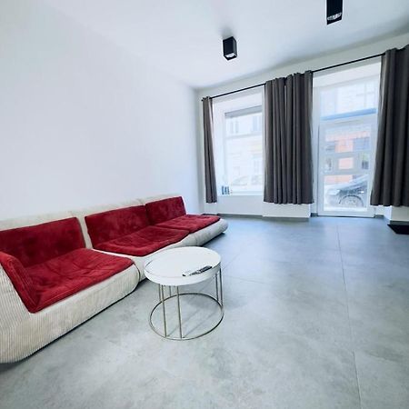 Przyjemny Lokal W Centum Miasta Apartment วูดช์ ภายนอก รูปภาพ