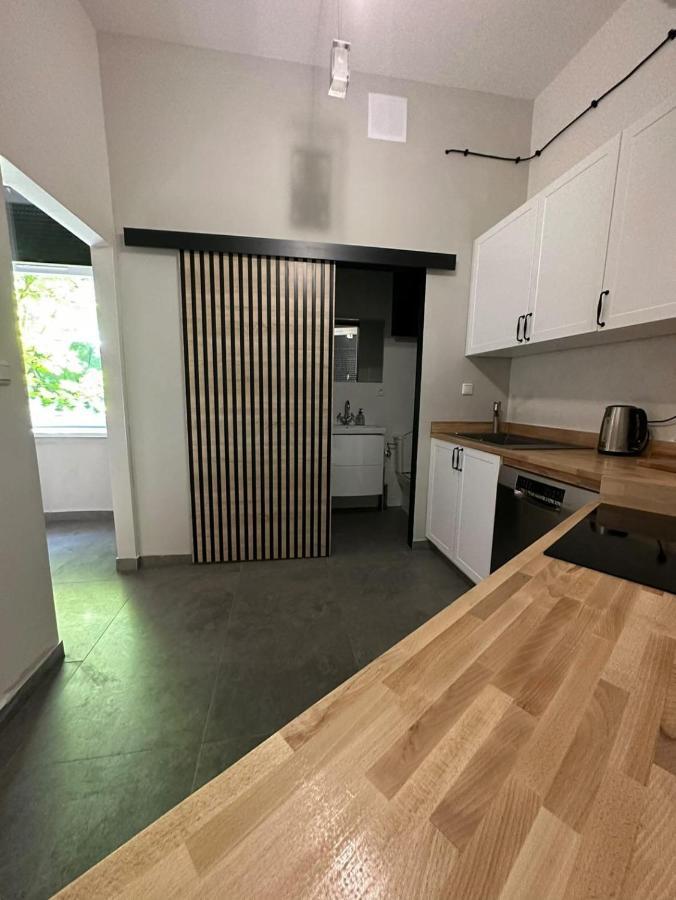 Przyjemny Lokal W Centum Miasta Apartment วูดช์ ภายนอก รูปภาพ